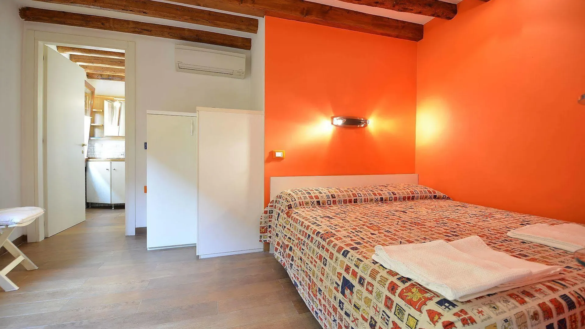 Barbera-Biennale Apartment Venice